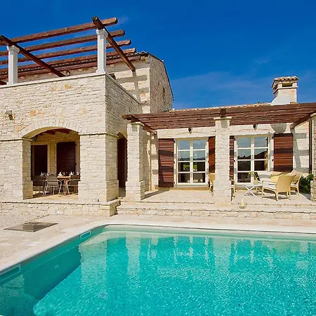 Livia Holiday home Sovinjak